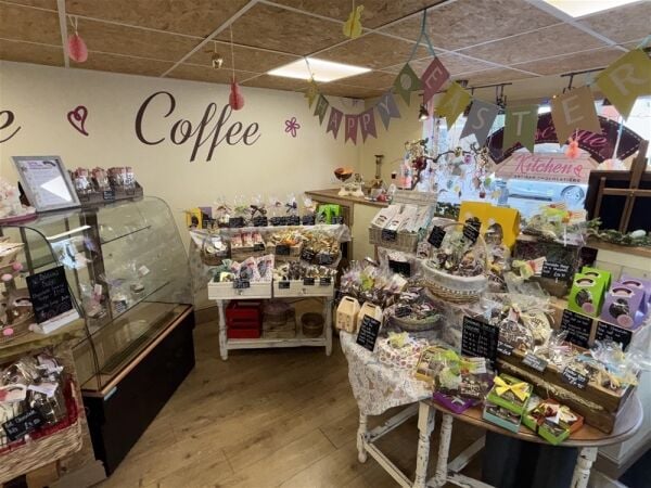 Retail For Sale in Retford Photo 4
