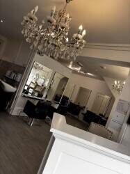 Oxford Blonde Hairdressers, Liverpool