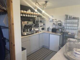 Beautiful Rural tea room and ice cream parlour Photo 4