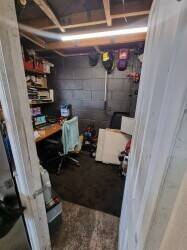 Workshop garage facility Photo 5
