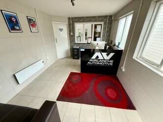 Independent Car Body Repair Centre Photo 4