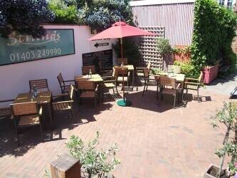 EXCEPTIONAL FAMILY RUN ITALIAN RESTAURANT  88 COVERS, HORSHAM, MID SUSSEX –  VERSATILE OPPORTUNITY