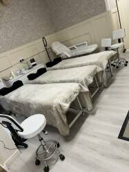 Salon for sale in Margate with a coffee shop attached Salon for sale in Margate with a coffee shop attached