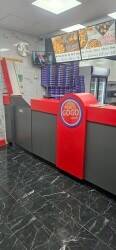 Pizza gogo for sale in Walton with 4 bedrooms flat Pizza gogo for sale in Walton with 4 bedrooms flat