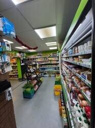 Convenient store off licence in a busy corner in Wakefield Convenient store off licence in a busy corner in Wakefield