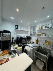 Cafe for Sale in Walton-on-Thames