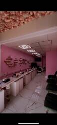 Nail shop in BD1 Prime location