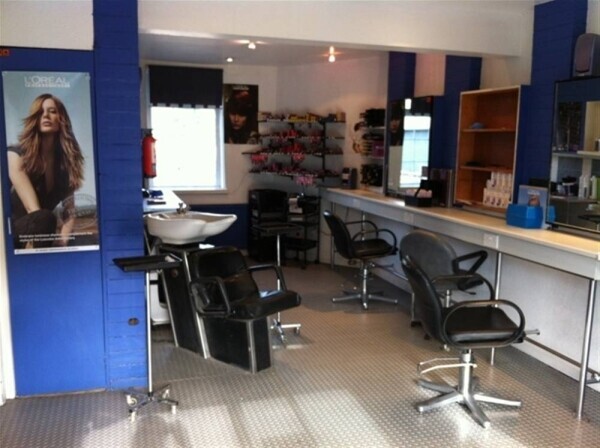 HAIR & BEAUTY SALON based LONDON SE17 Photo 5