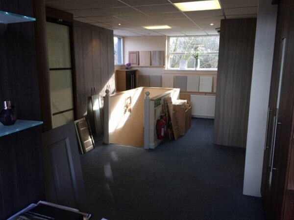 Kitchen & Bedroom Suppliers & Fitters Dronfield, Derbyshire Photo 5
