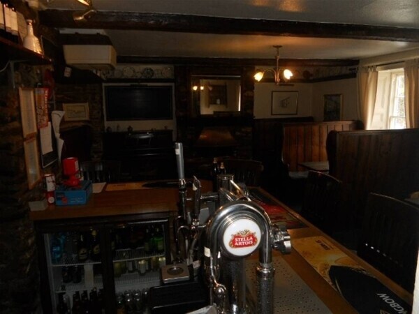 Free Of Tie Public House - Llanwrda Photo 5