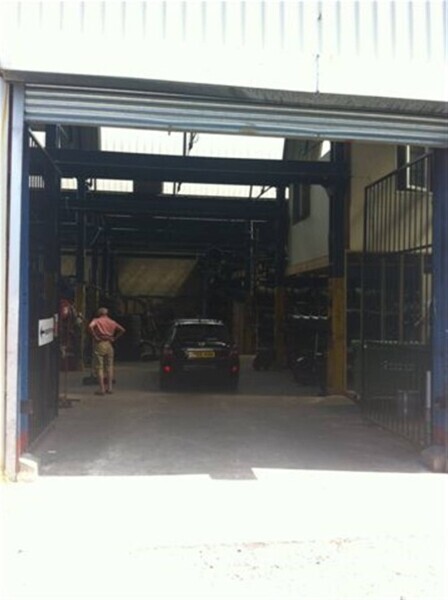 TYRE SALES & FITTING based SOUTH MANCHESTER Photo 5