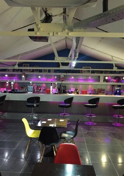 FREE OF TIE AIR CONDITIONED SPORTS BAR & POOL HALL FOR SALE IN BRAINTREE Photo 5