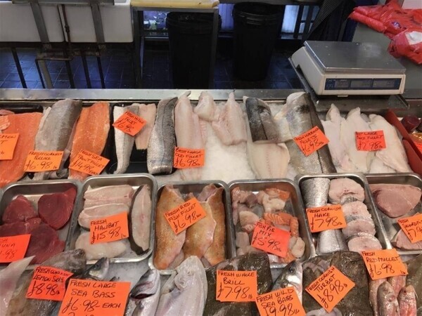 HIGHLY PROFITABLE TRADITIONAL FISHMONGER & SEAFOOD MERCHANT FOR SALE IN GLOUCESTER CITY CENTRE Photo 5