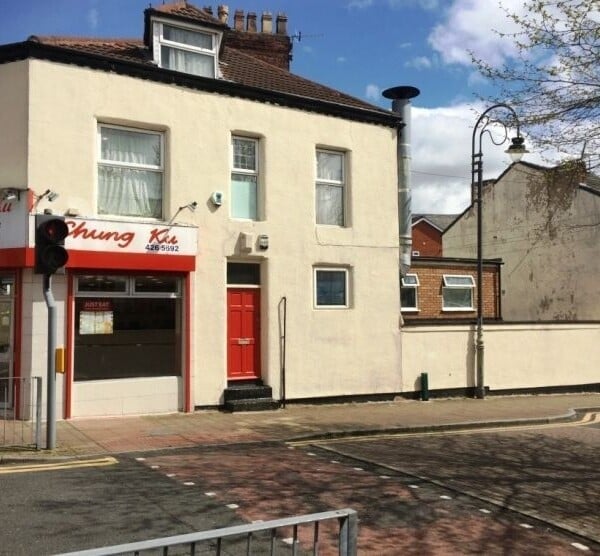 Recently Closed Takeaway & 2 Bed Flat in Prescot Photo 5