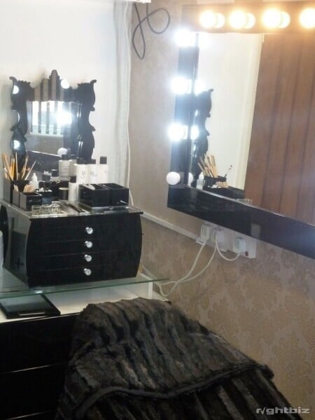 Attractive & Profitable Hair, Beauty & Nail Salon in Exeter Photo 5