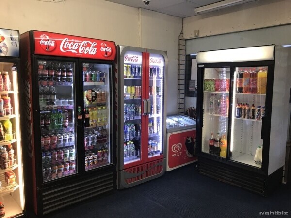 REDUCED Newsagent & Card Shop in Hebburn, Gateshead £15 000 Leasehold Photo 5