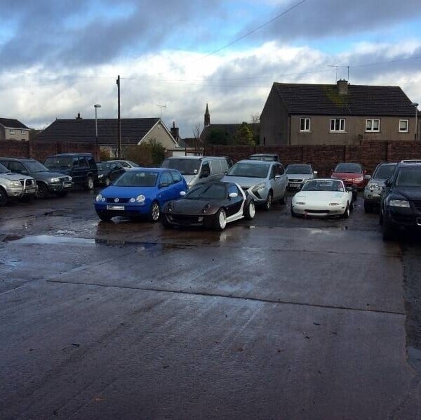 Well Known Class 4 MOT Garage Photo 5