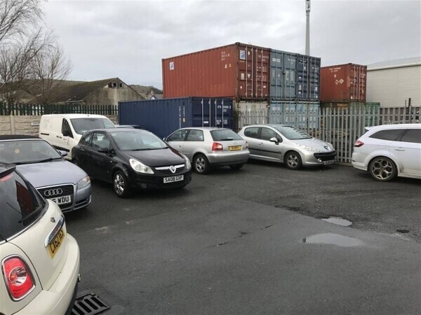 THRIVING MOT TESTING & REPAIRS CENTRE FOR SALE IN LLANDUDNO Photo 5