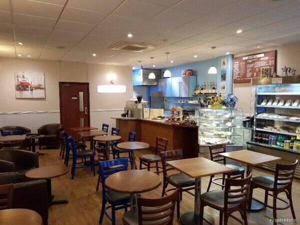 A3 Modern Coffee shop & Sandwich Bar in Haslemere Surrey Photo 5