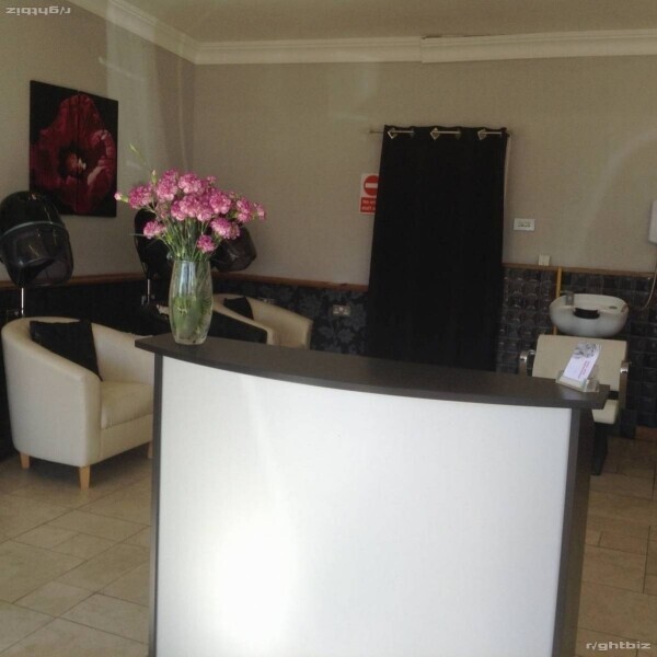 Great Hairdressing salon in Sprowston Norwich. Great potential expansion  prime location. Photo 5