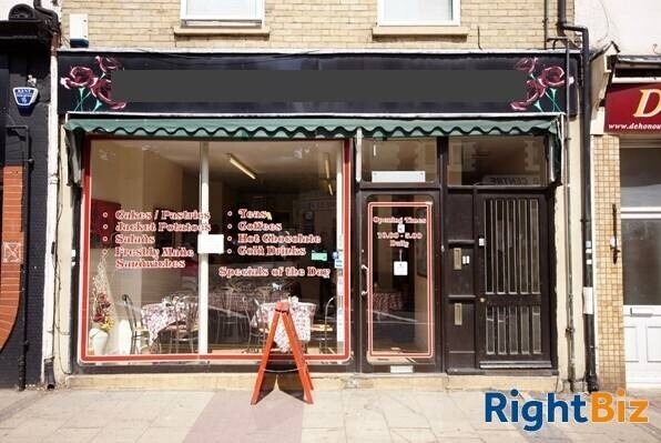 Cafe/Tearoom in a prime location on Gillingham High Street, Kent Photo 5