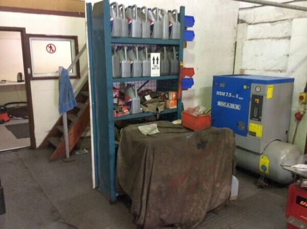 Well Established Tyre & Exhaust Centre Photo 5