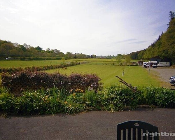 SUPERB FAMILY RUN CARAVAN AND CAMPING SITE & CAFE - HEREFORDSHIRE Photo 5