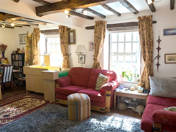 ORGANIC DELI & GROCERY STORE WITH 3 STOREY CHARACTER PROPERTY Photo 5