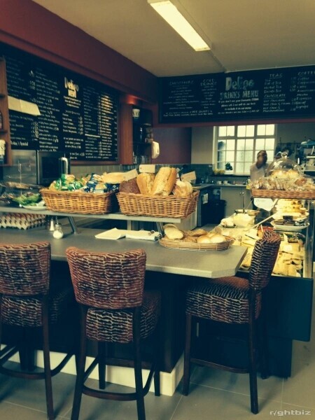 Beautiful little Sandwich bar/ Coffee shop in the heart of pretty Felpham village W .Sussex Photo 5
