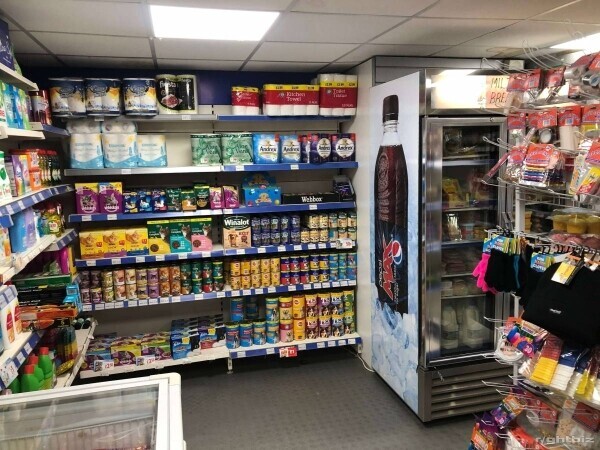 REDUCED FOR QUICK SALE Convenience Store & Off Licence with 3 Bed Property in Darlington Photo 5