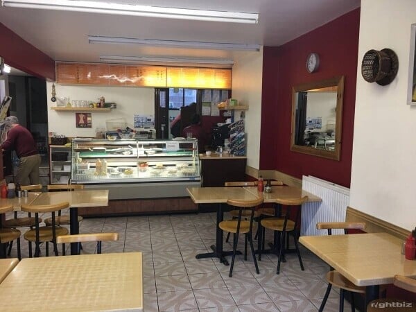 Coffee Shop and Sandwich Bar for Sale in Highgate, London Photo 1