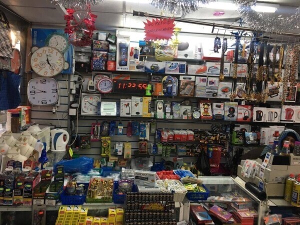 Convenient Store For sale in Smethwick Leasehold Photo 5