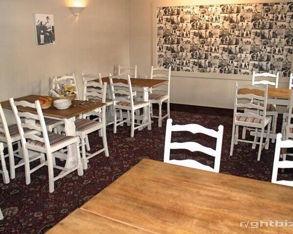 CAERSWS, POWYS-16TH CENTURY INN,BUNGALOW & COTTAGE Photo 5