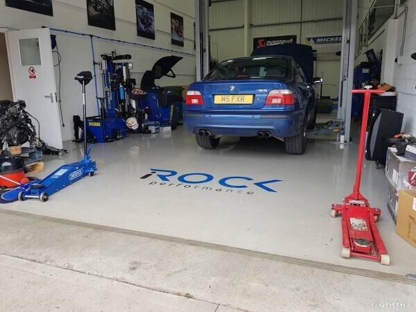 Prestigious Automotive Garage Business For Sale Photo 5