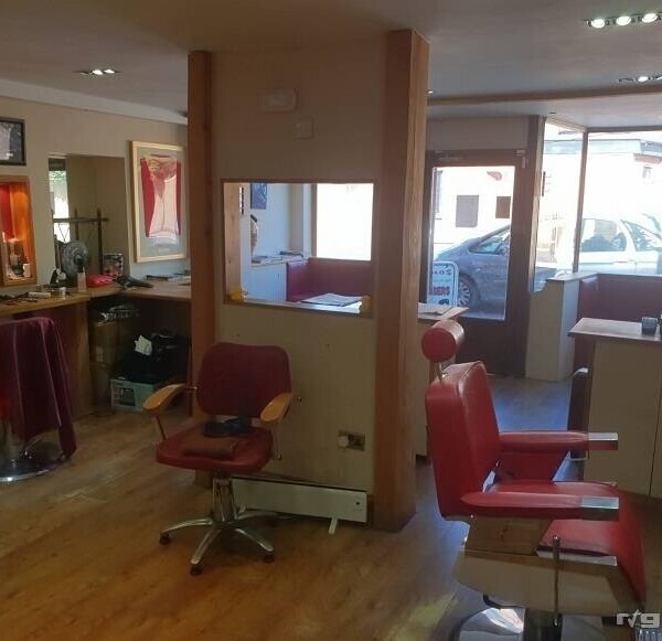 BARBER SHOP ESTABLISHED 14 YEARS FOR SALE Photo 5