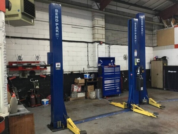 Highly Reputable Garage/MOT and Service Centre Photo 5