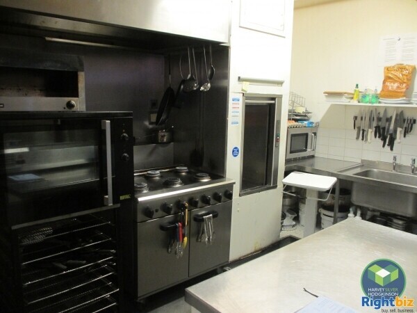 LICENSED DELICATESSEN & CAFE: CHORLTON CUM HARDY: Photo 5