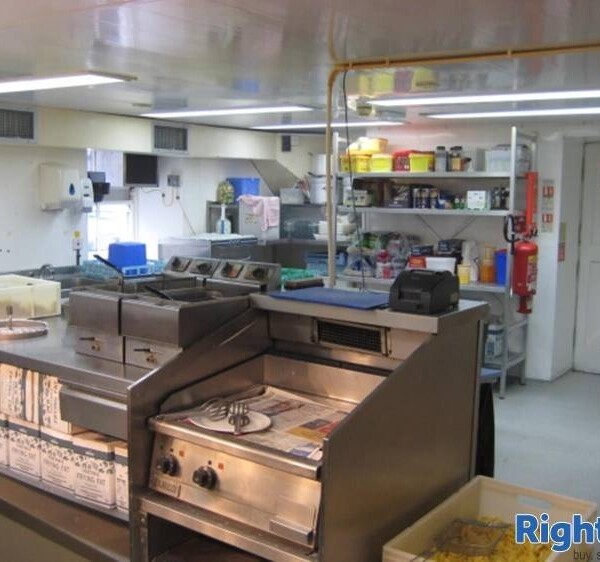 Leasehold Fish and Chip Restaurant/Takeaway Located In Wadebridge Photo 5