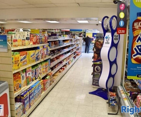 VERY SPACIOUS & WELL FITTED CONVENIENCE STORE & POST OFFICE NEAR WALSALL Photo 5