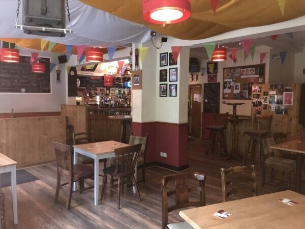 Highly Rated Real Ale House Business Photo 5