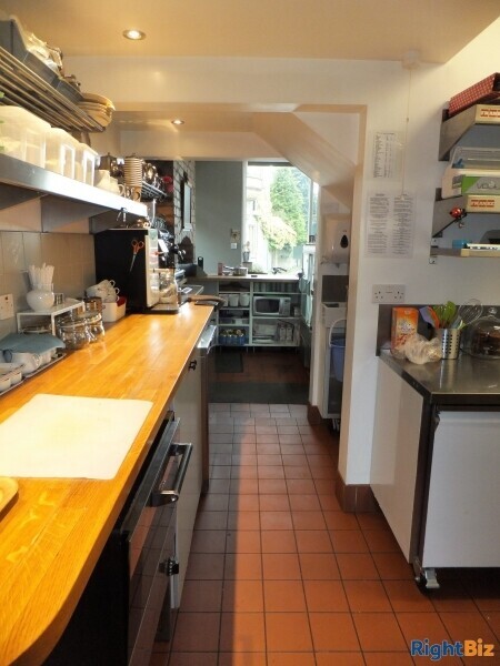 Established Cafe w/Accommodation in beautiful Derbyshire Peak District village Photo 5