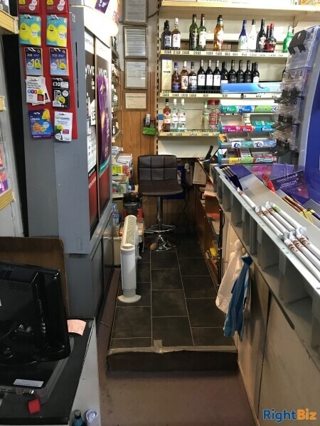 Off-License Store fit for multiple uses, located on busy main road, for sale. Expansion potential. Photo 5
