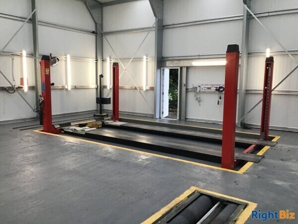 Well Established MOT Service & Vehicle Repair Business Photo 5