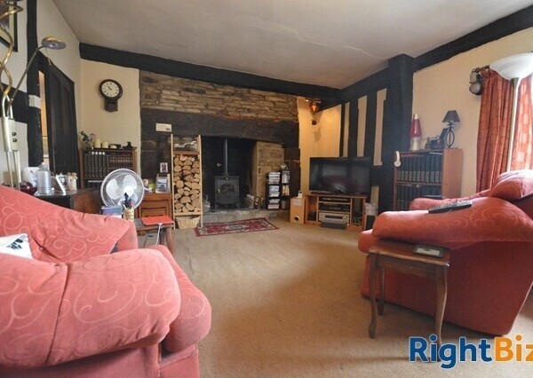 HEREFORDSHIRE DESIRABLE BLACK & WHITE RESTAURANT Photo 5