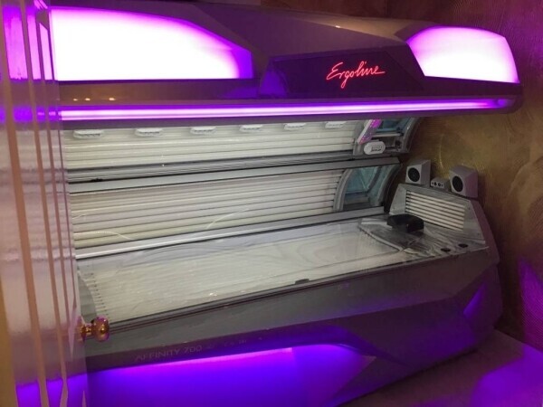 Established Tanning Salon In A High Footfall Area Photo 5
