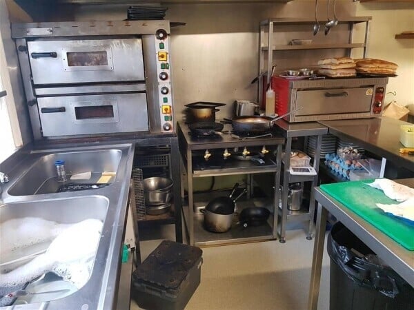 Cafe & Sandwich Bars For Sale in Saltaire Photo 5