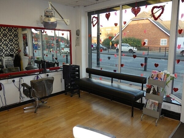 Unisex Hair Salon For Sale Worsley Greater Manchester Photo 5