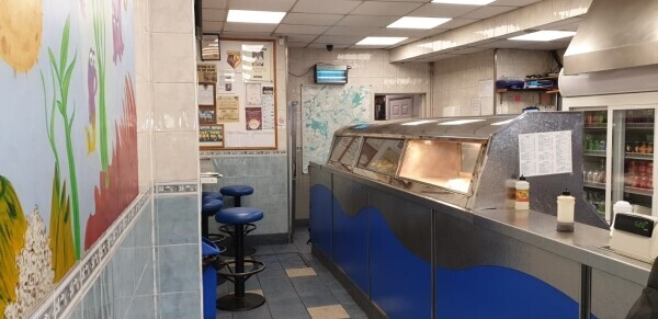 FABULOUS FISH & CHIPS WITH ACCOMMODATION, WATFORD, HERTFORDSHIRE Photo 5