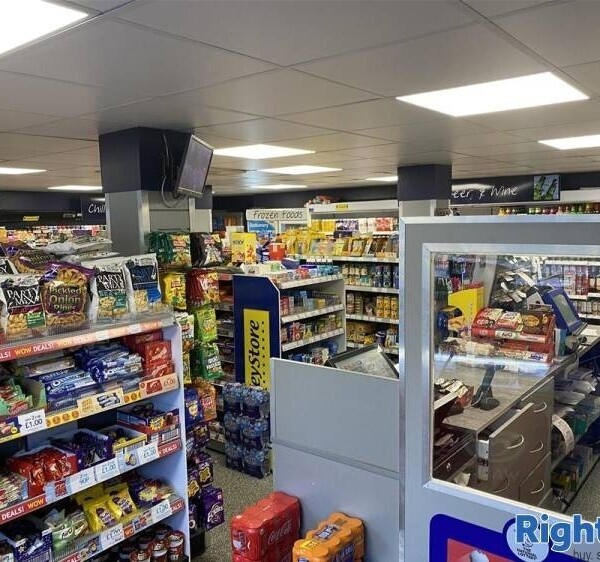 Convenience Store - Renfrewshire Photo 4