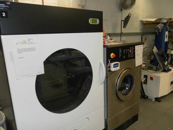 Freehold Commercial Property Located In Dickens Heath Photo 5
